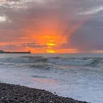 L'estacade Avec Sur *