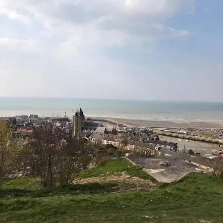 L'estacade Avec Sur Le Treport