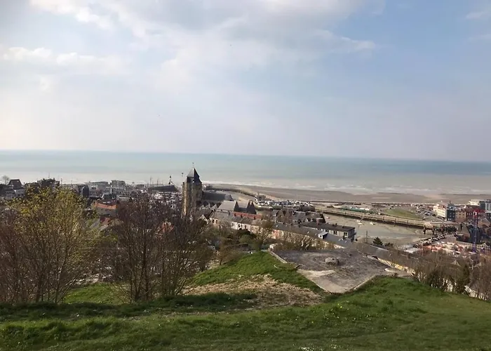 L'estacade Avec Sur Le Treport