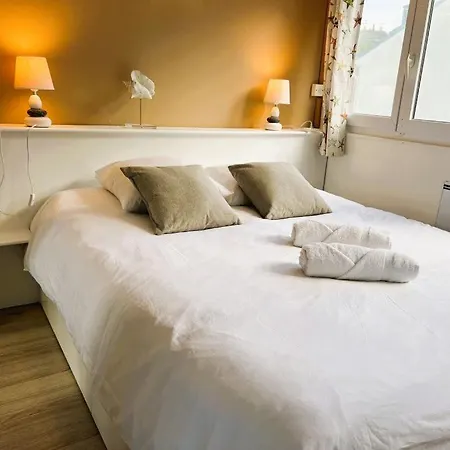 L'estacade Avec Sur *